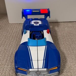 Paw Patrol Large Chase's 2-in 1 Transforming Movie City Cruiser Vehicle